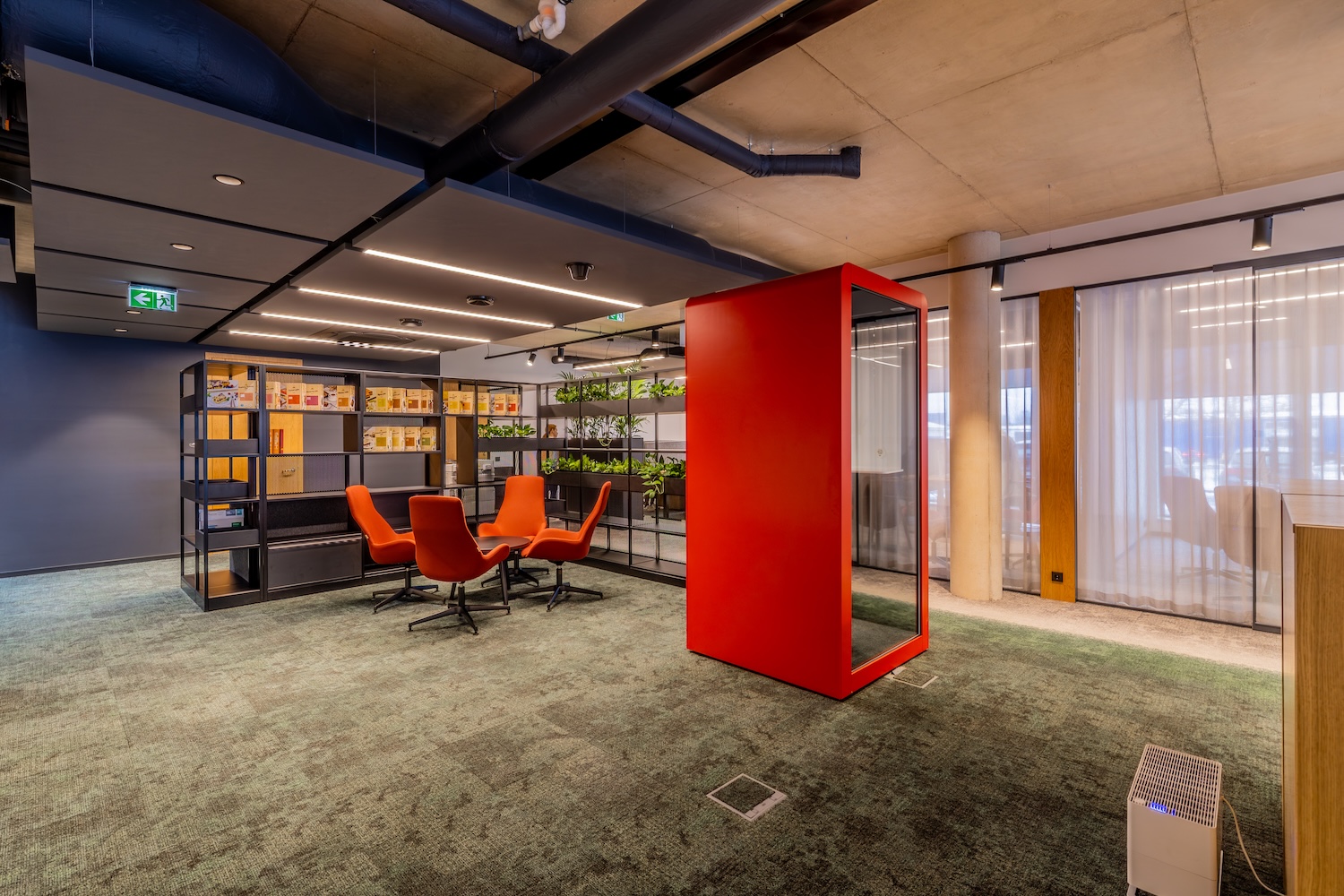 Cristella uue kontorihoone interjöör